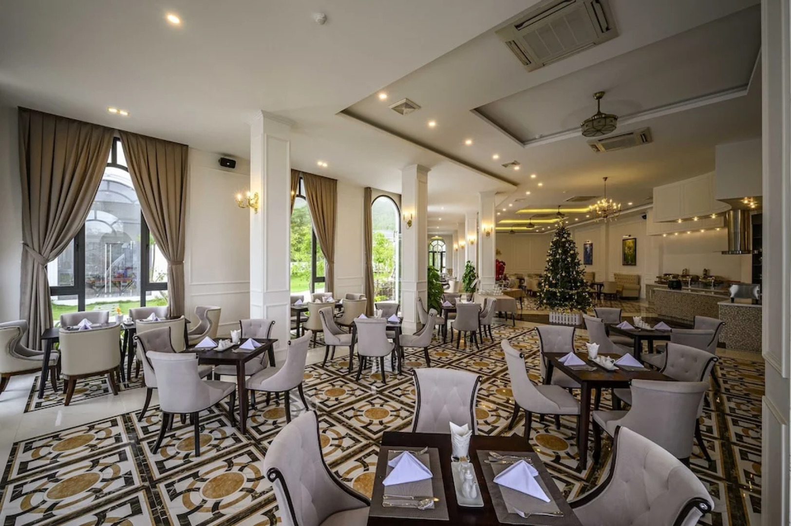 Seaside Boutique Resort Quy Nhon