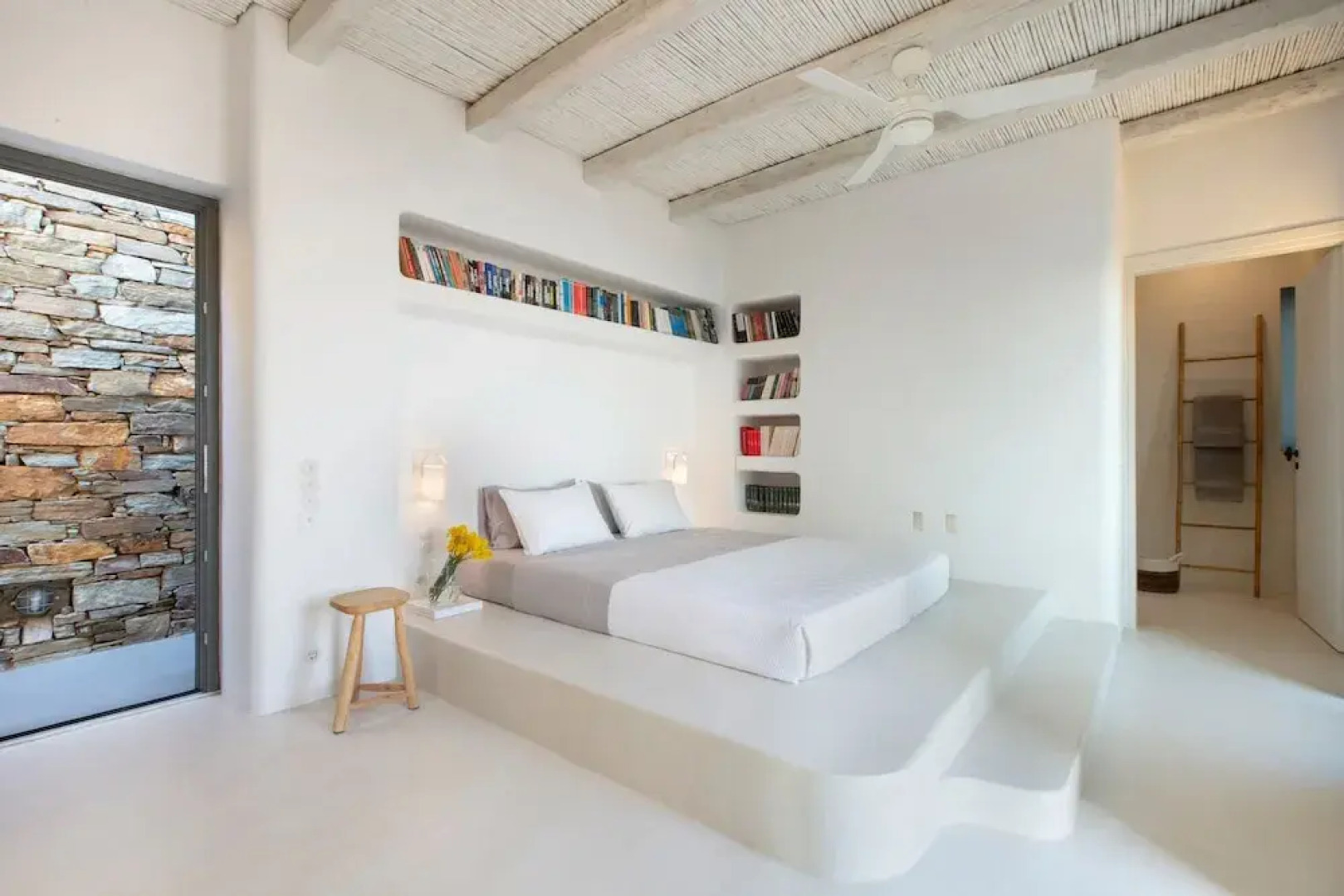 Houses G Y in Kardiani Tinos