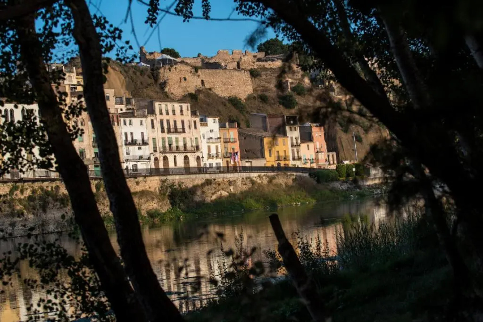 River Ebro Apartments