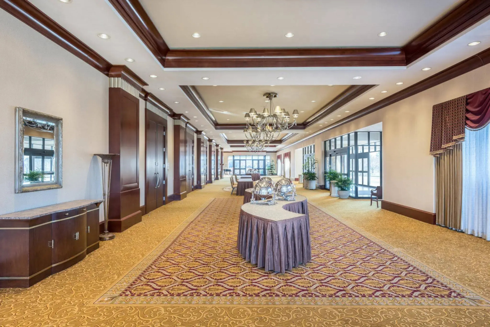 Crowne Plaza Providence-Warwick Airport by IHG