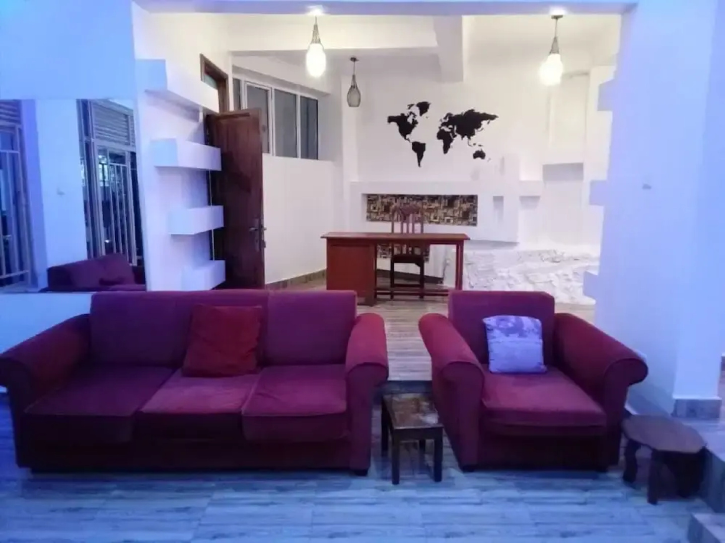 Queen Greenstars Apartment