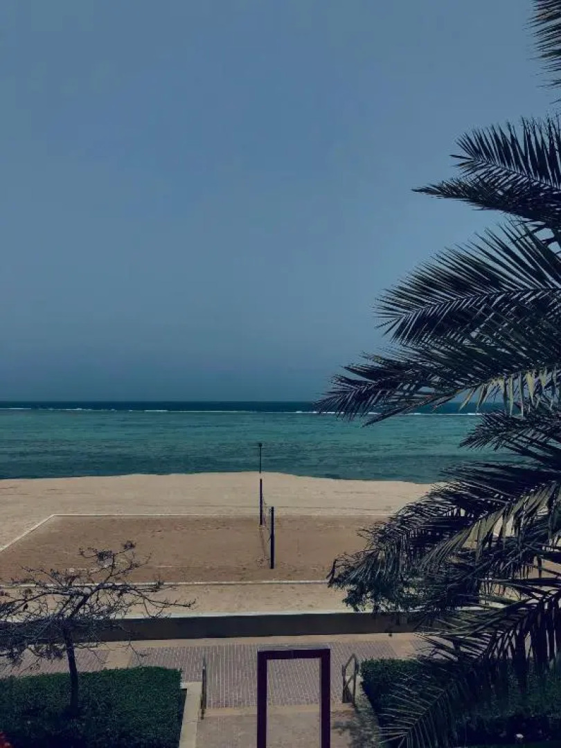 JAR Beach tower 2 city view