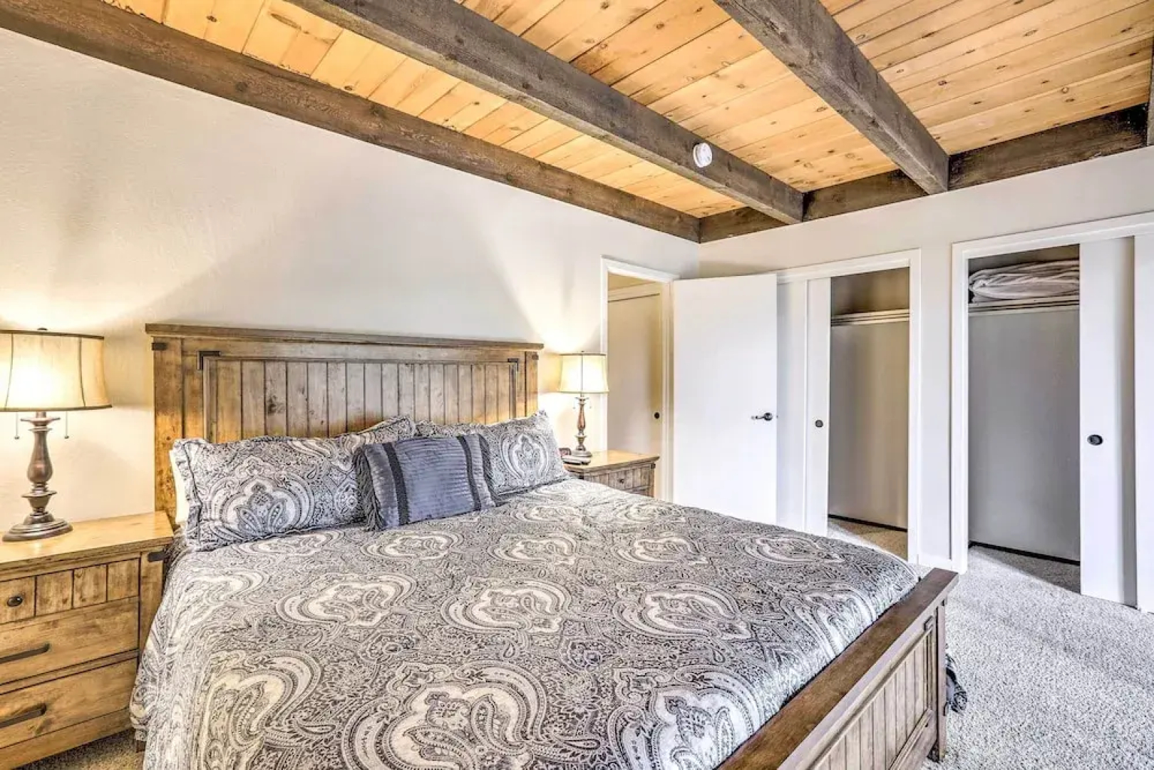 Kings Beach Condo w/ Pool Access: Near Lake Tahoe!