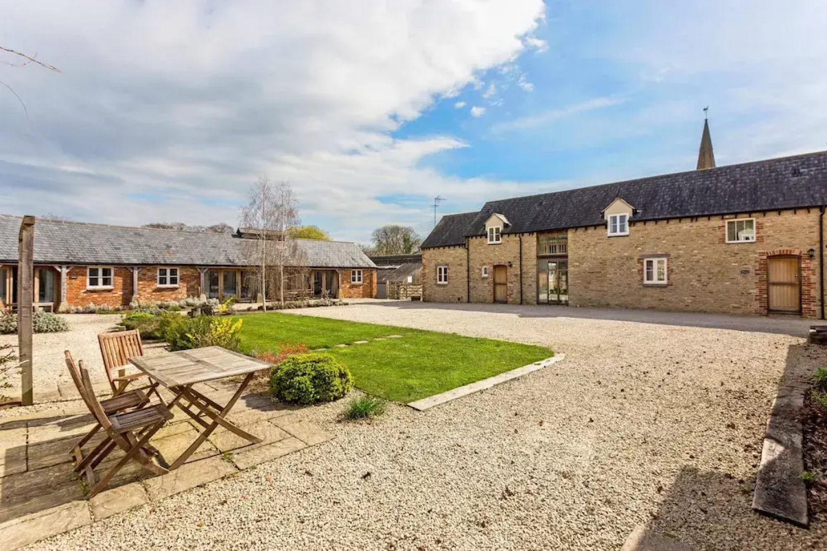 Vintage Barn Conversion near Faringdon