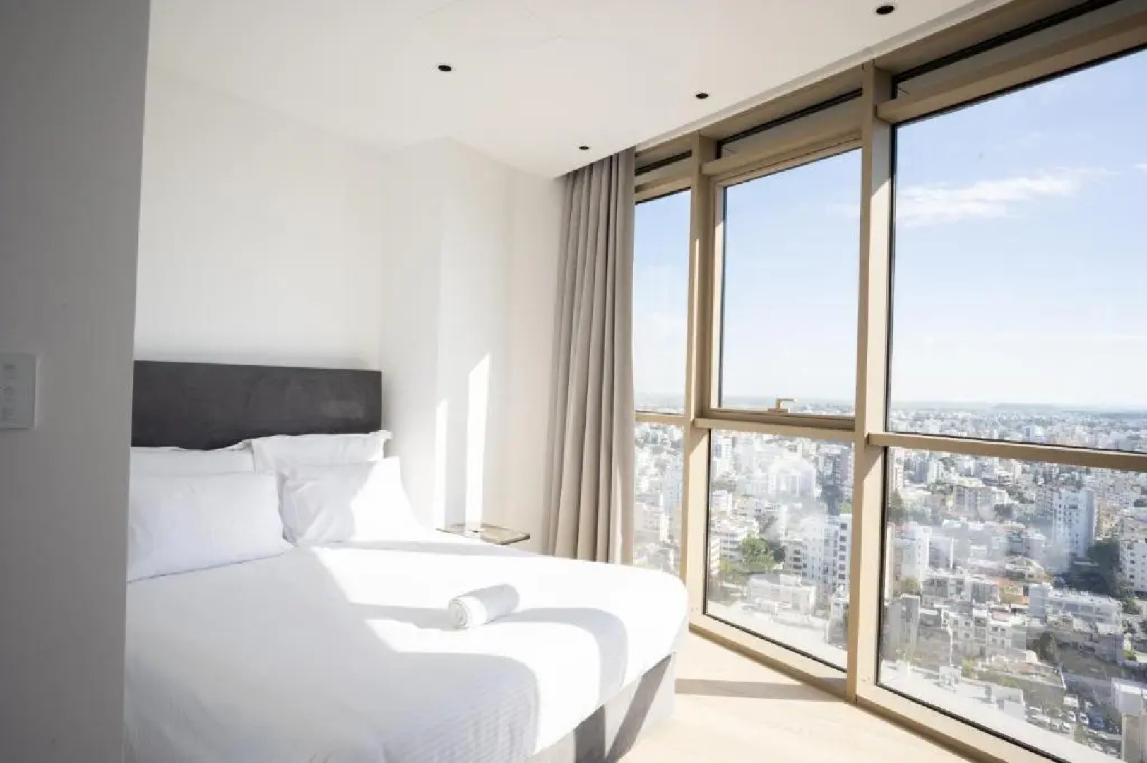 360 Nicosia-3 bedrooms Exclusive Panoramic View Residence