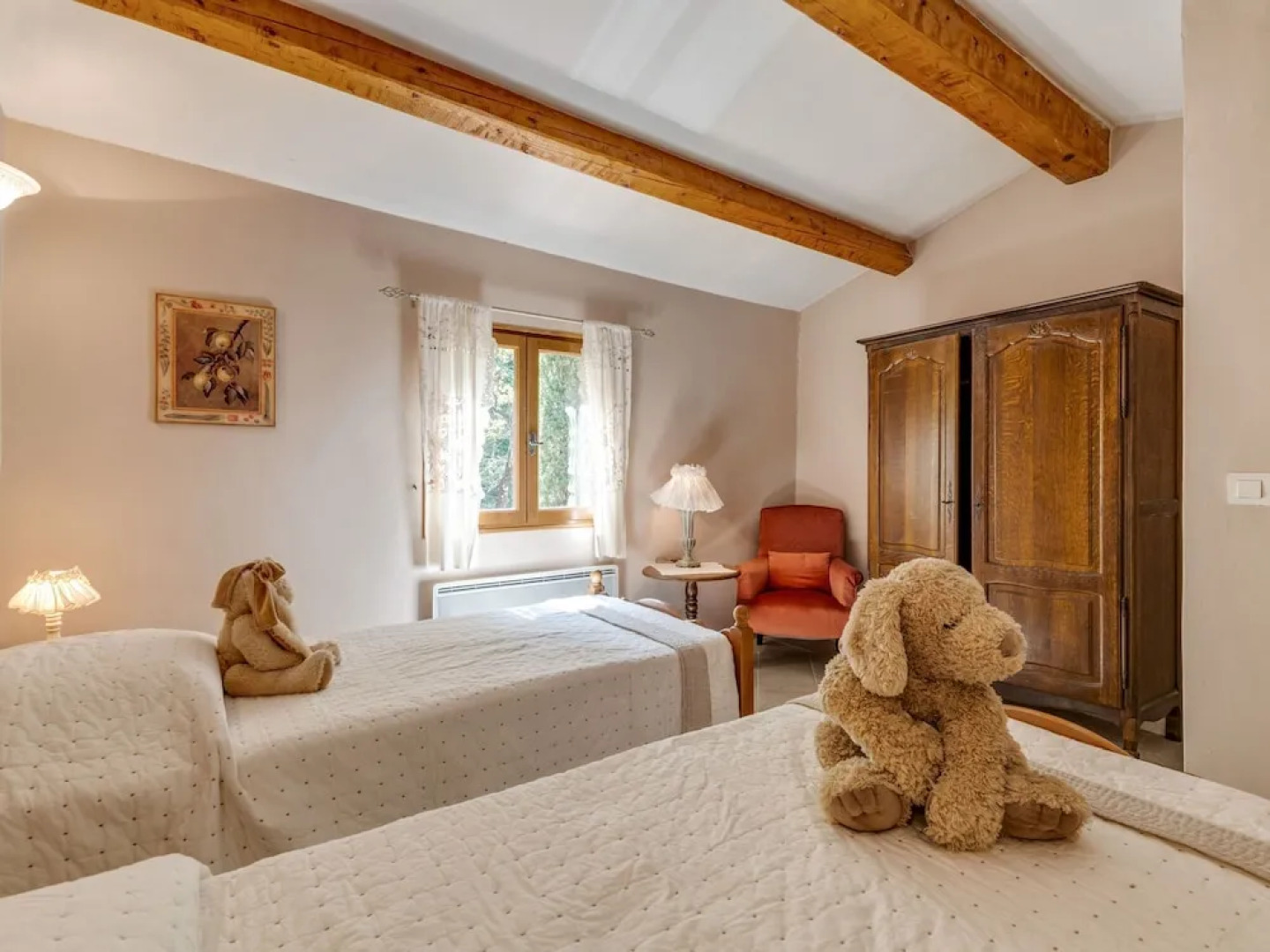 18th Century, Cosy Middle House in Barjols