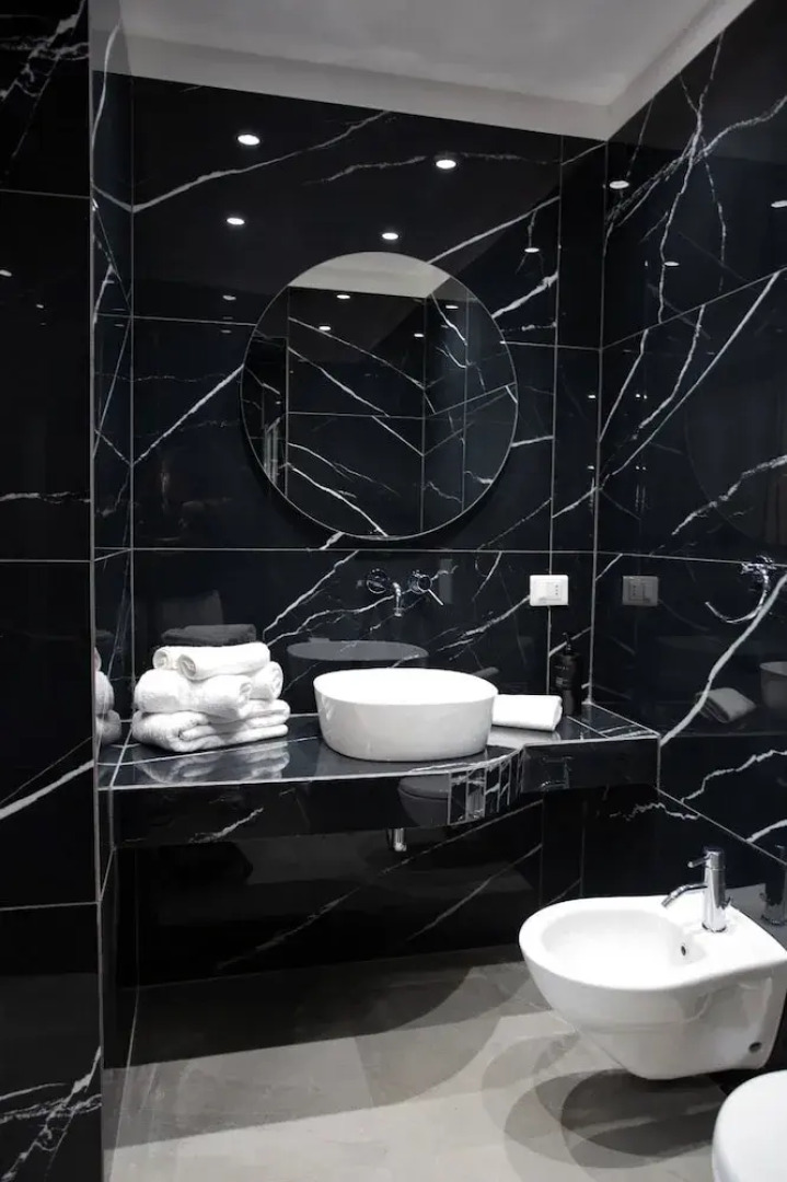 Alexander House Hotel