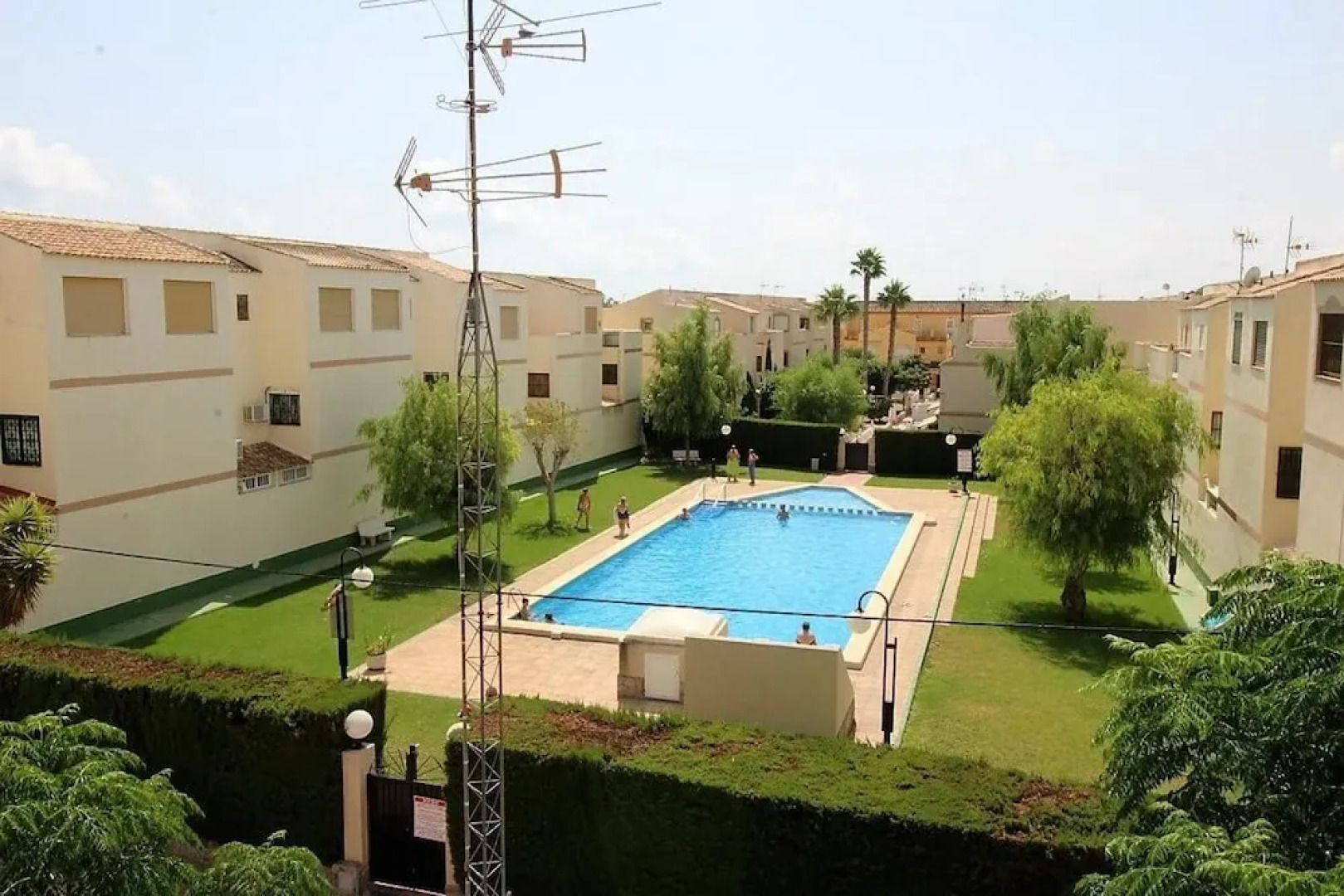 House With 3 Bedrooms in Guardamar del Segura, With Pool Access, Furni