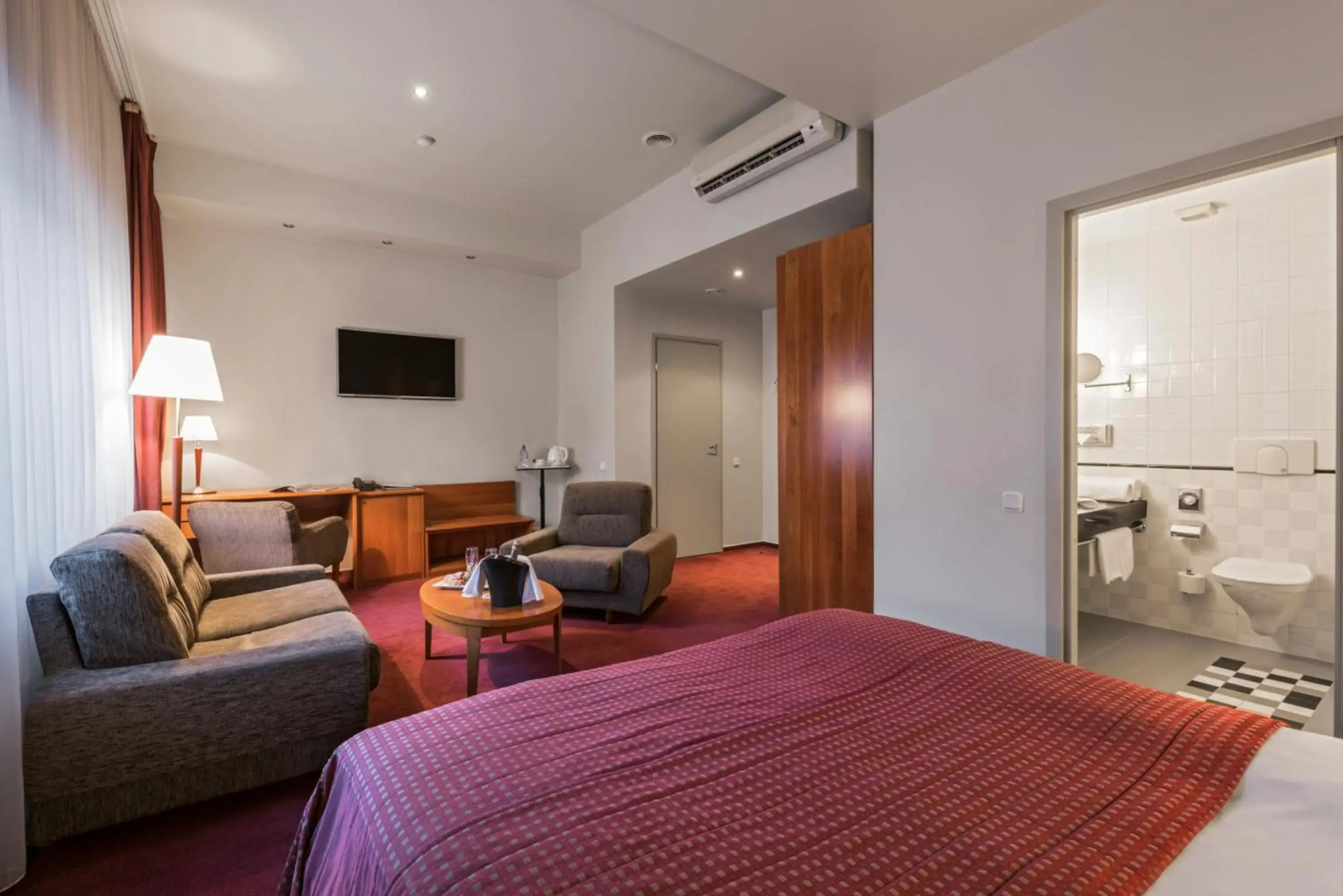 Best Baltic Kaunas Hotel