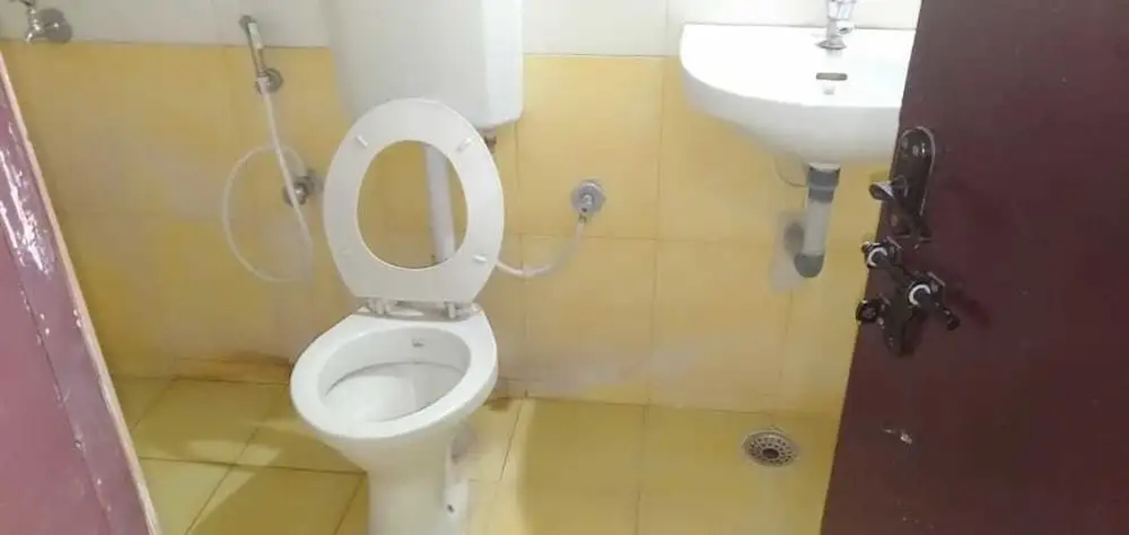 i-ROOMZ Hoysala Residency