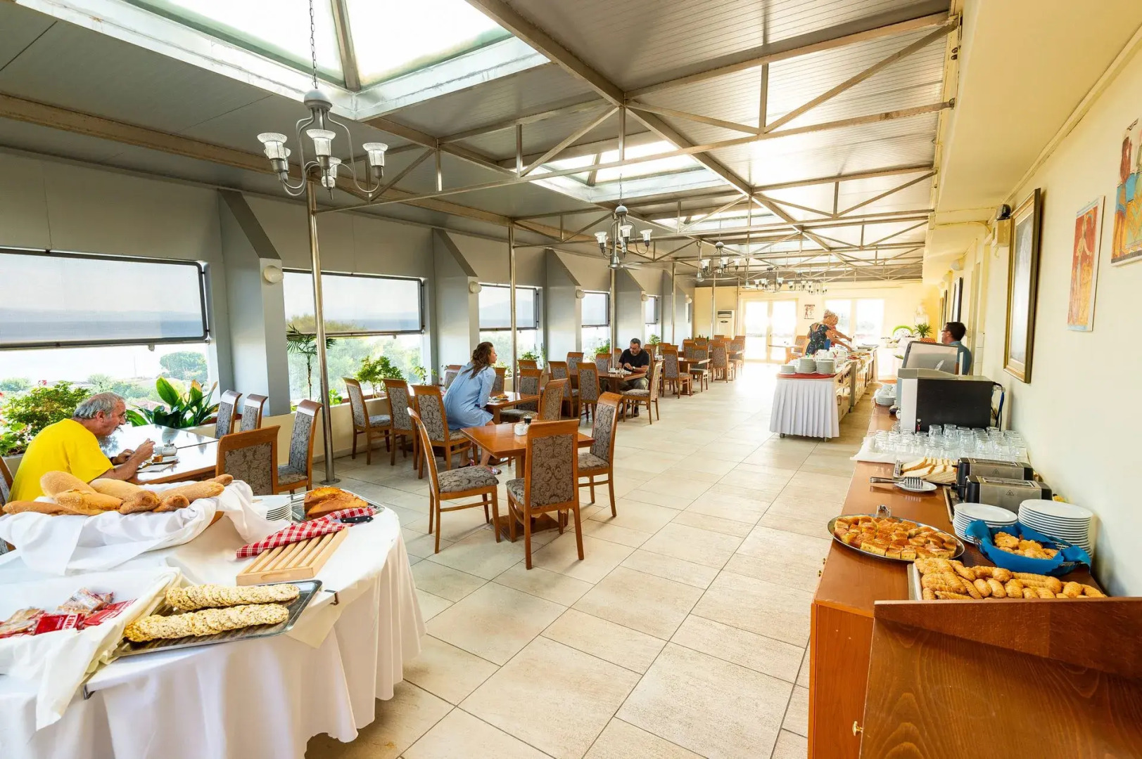 Dolphin Resort Hotel & Conference