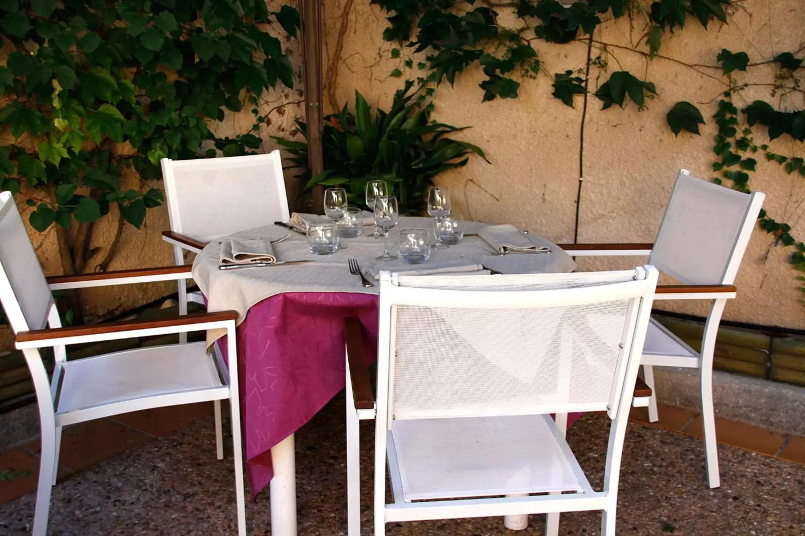 Logis Hôtels - Chez Terrassier - Hôtel et Restaurant