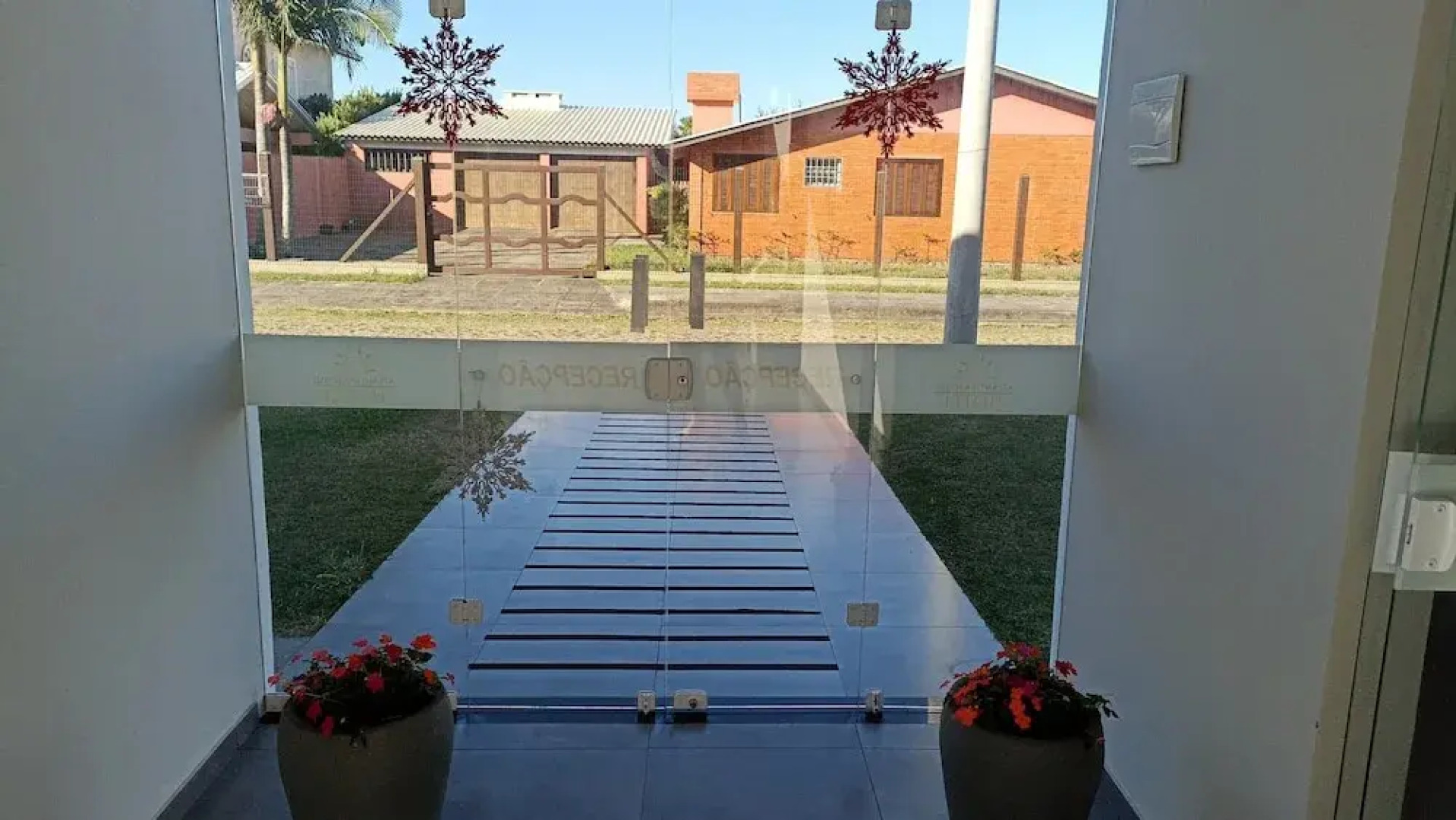 Atlantida Johsil Hotel