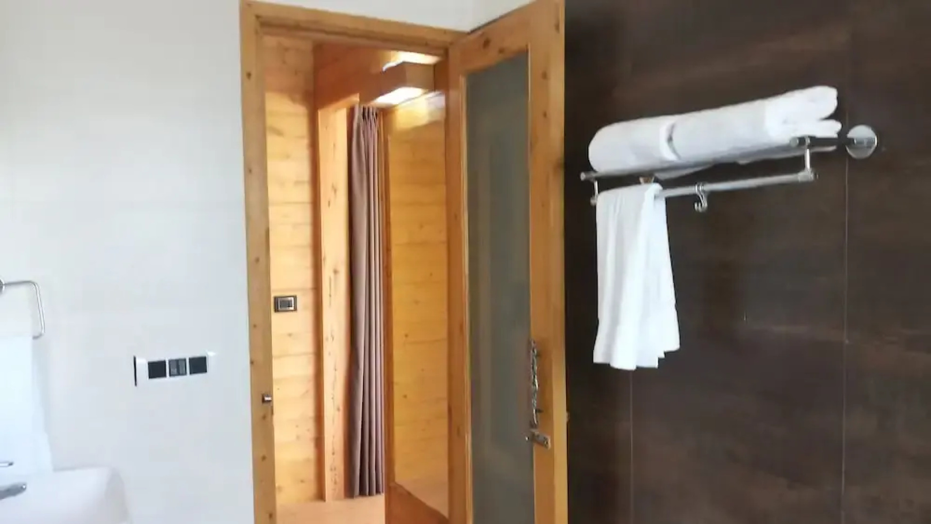 Clarks Exotica Rajgarh