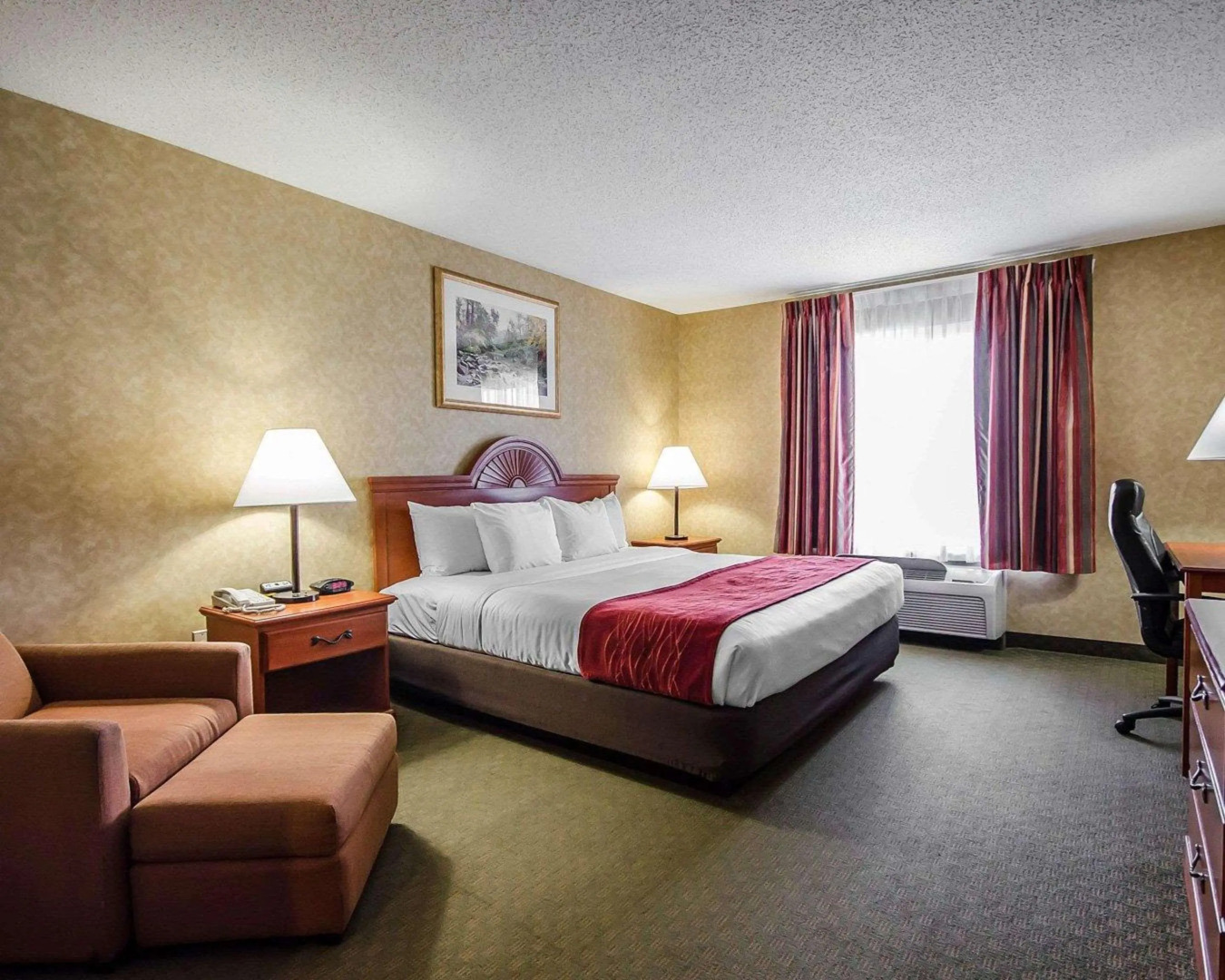 Quality Inn & Suites Rockport - Owensboro North (GOLD AWARD WINNER)