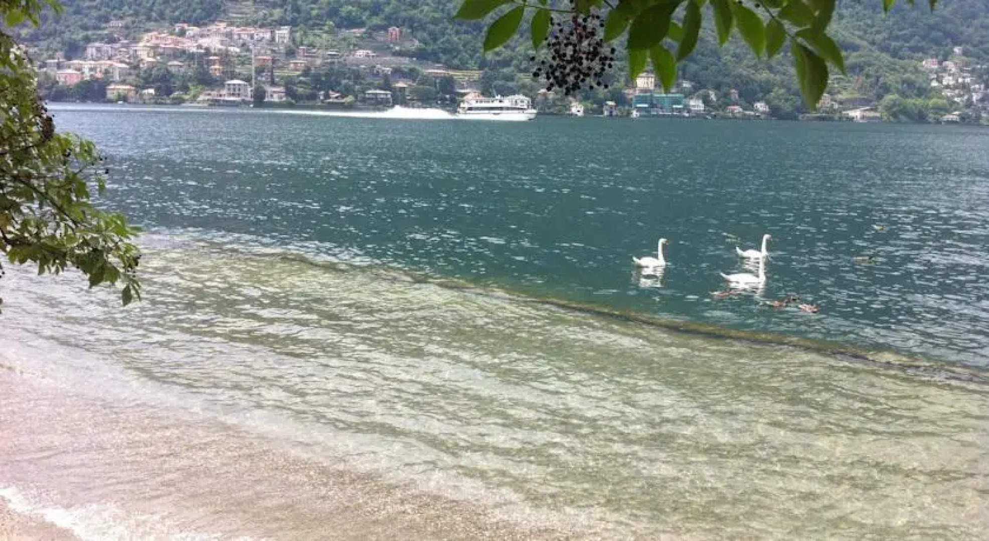 Careno directly to the Lake of Como