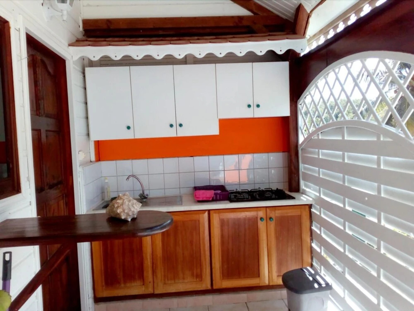 House With one Bedroom in Le Vauclin, With Pool Access, Enclosed Garde