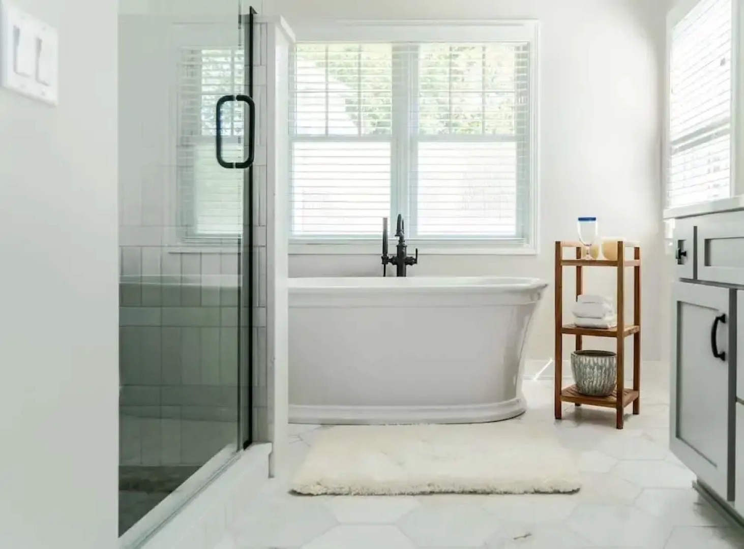 Tranquil Family Retreat - for 10!