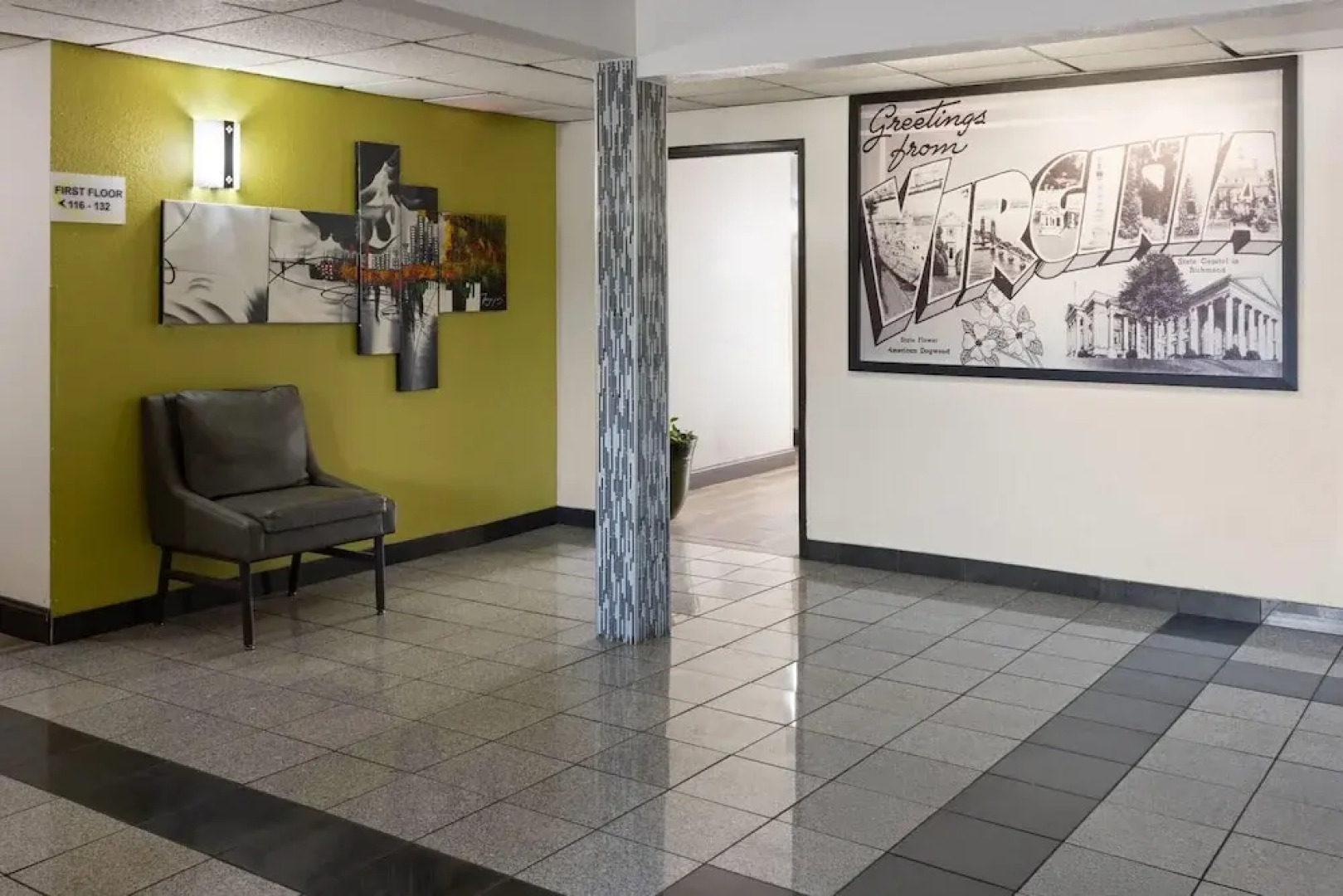 Super 8 by Wyndham South Boston VA