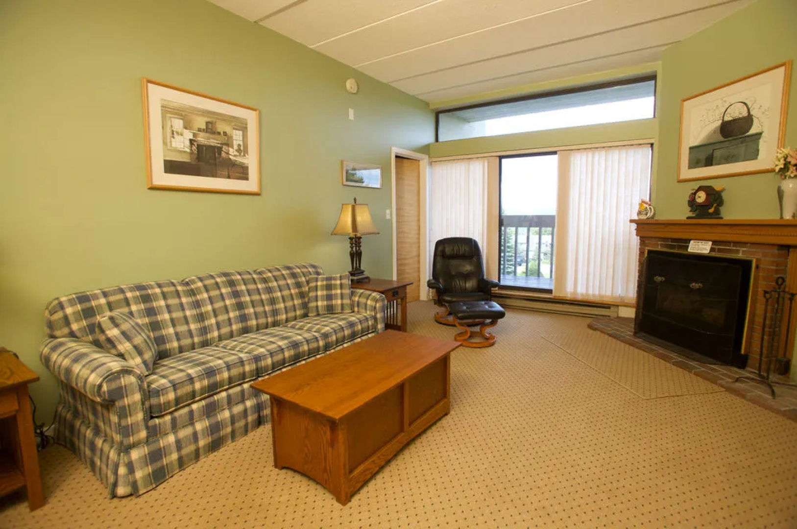Pinnacle Condominiums