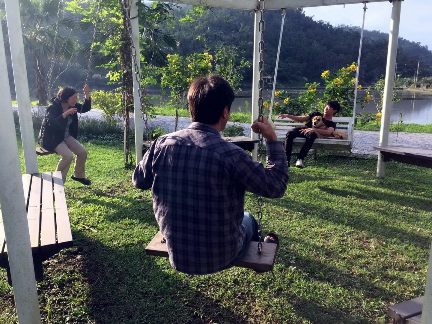 Barefoot and Breakfast