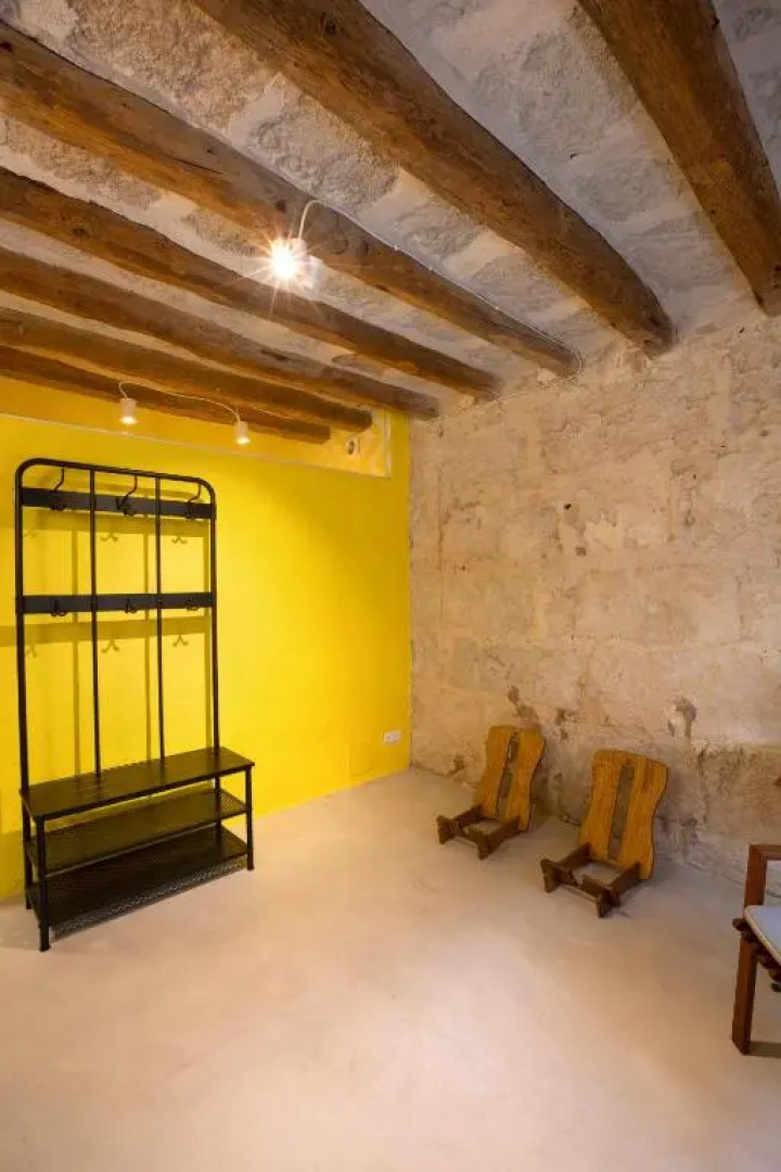 Casa reformada junto al lago de Banyoles