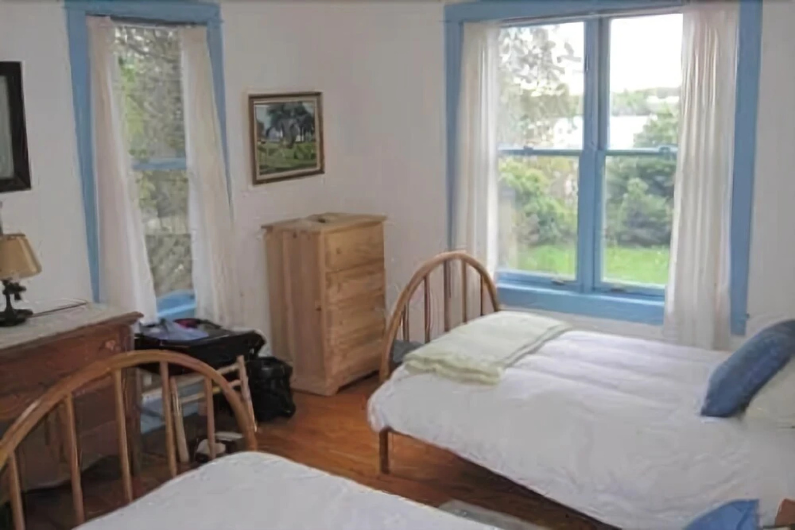 Artists Retreat - Four Bedroom Home