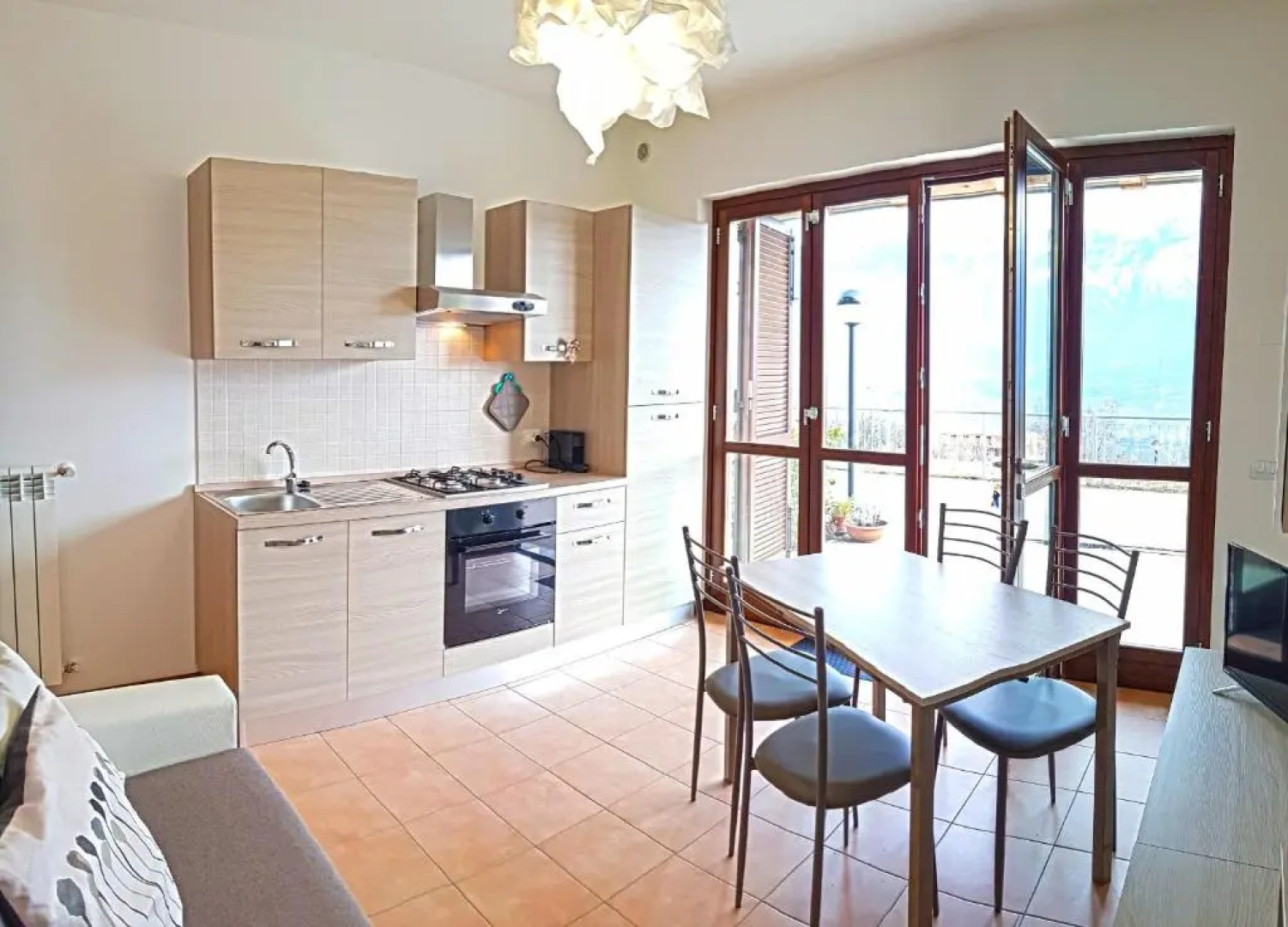 La Quiete 19 Lake view apartment by Gradadomusmea