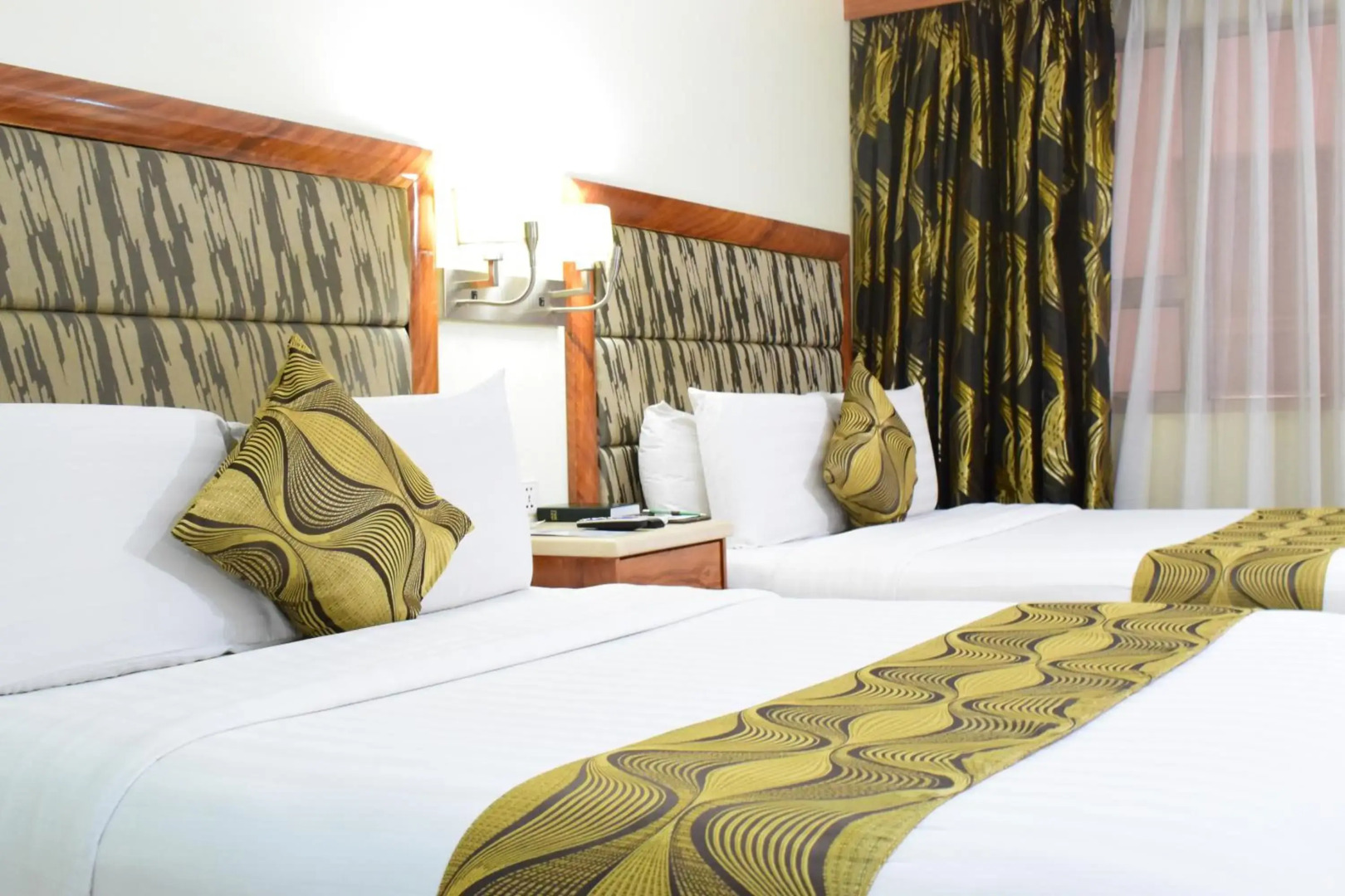 Diamond Suites and Residences