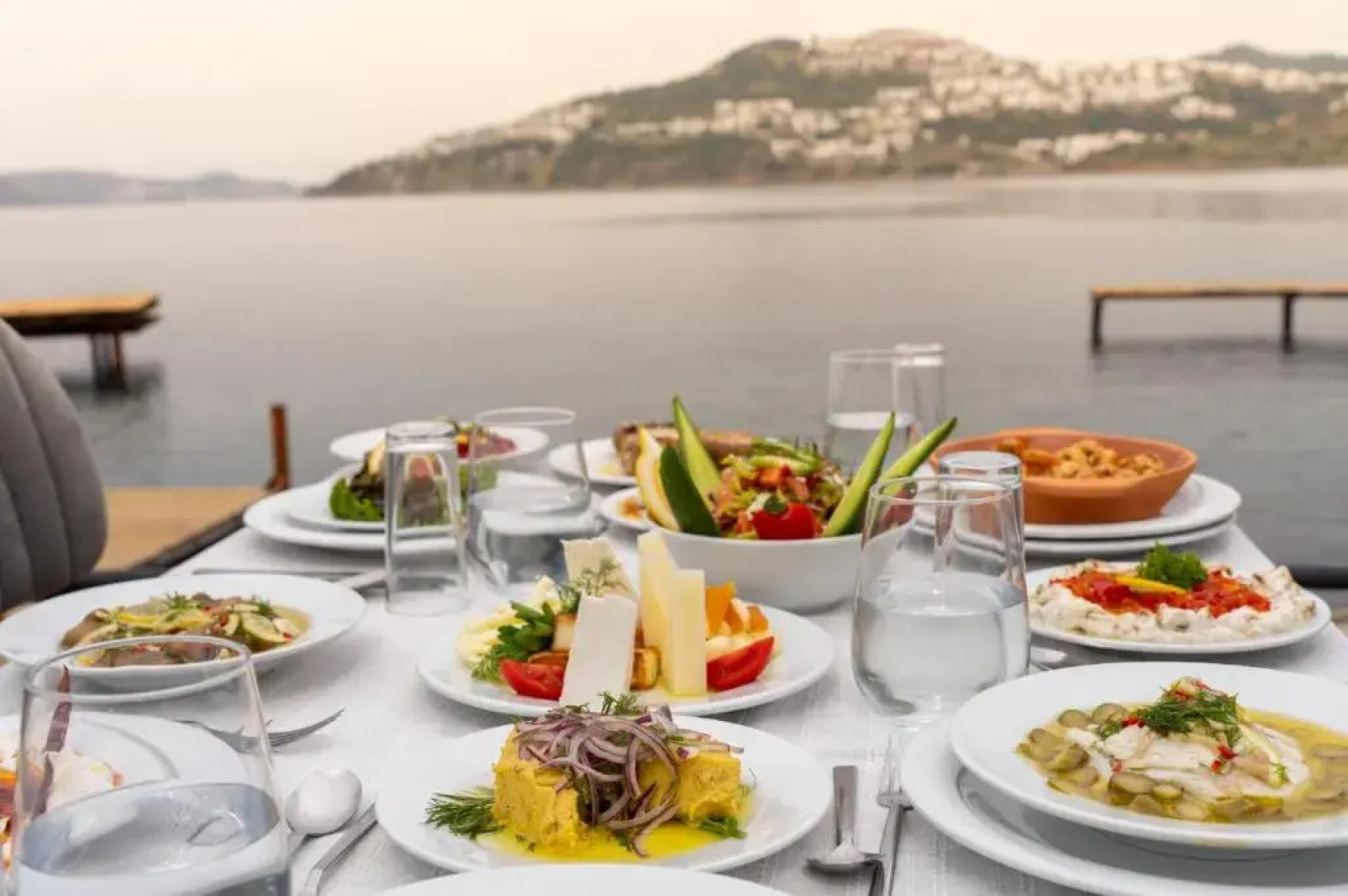 Sude Beach Resort Hotel