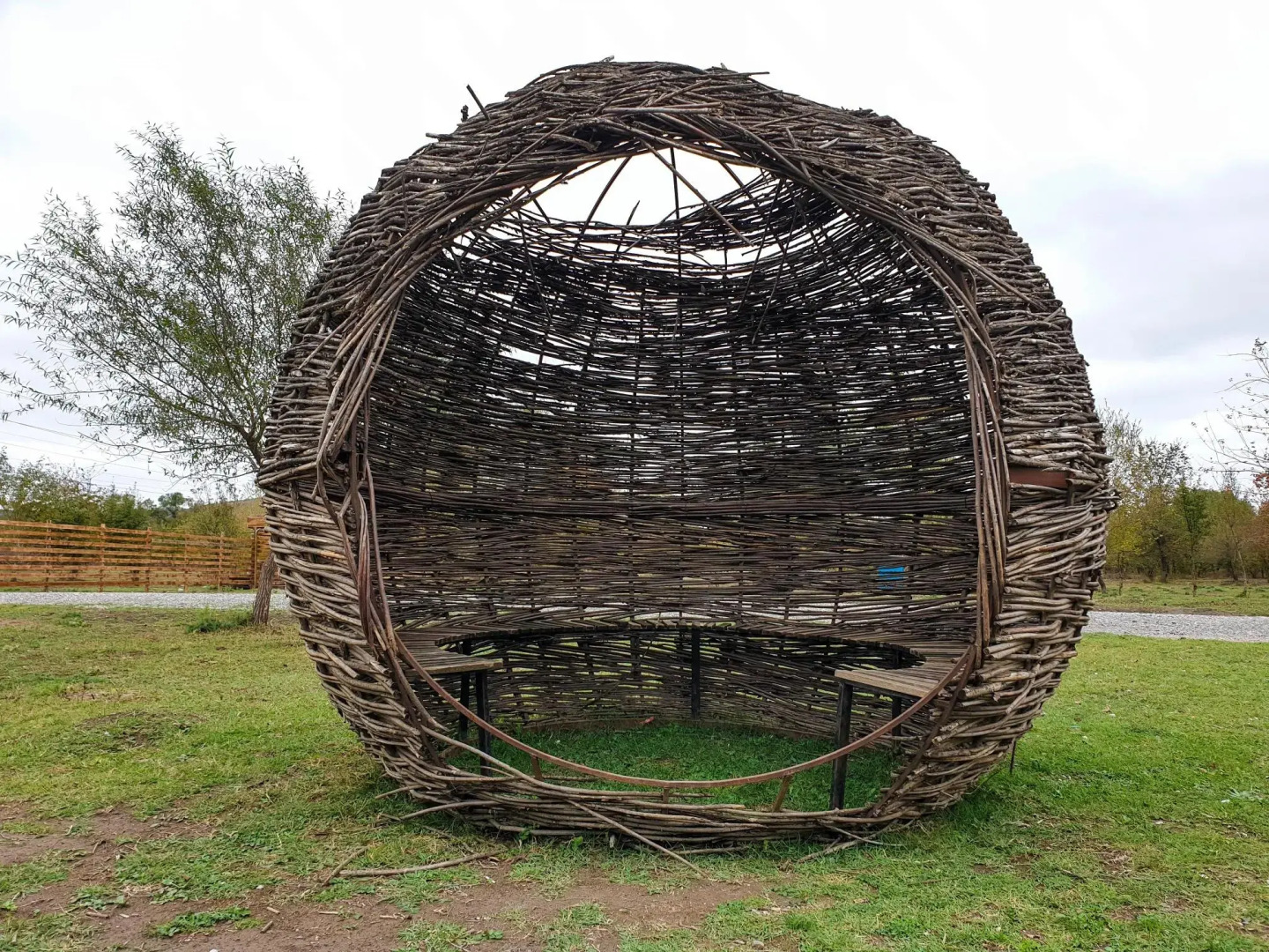 Беной Тревел Озеро