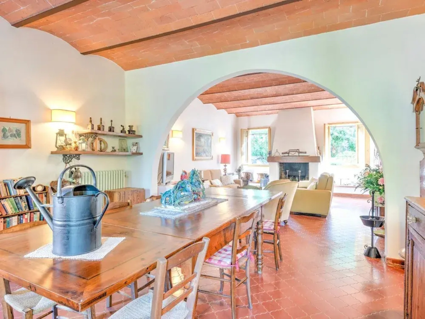 Hilltop Holiday Home in San Miniato with Hot Tub