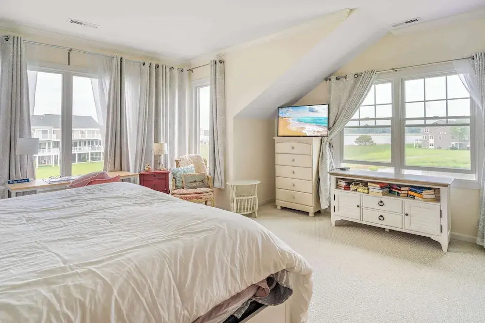 Whale of a Time Waterfront Stay for 10 With Resort-style Amenities