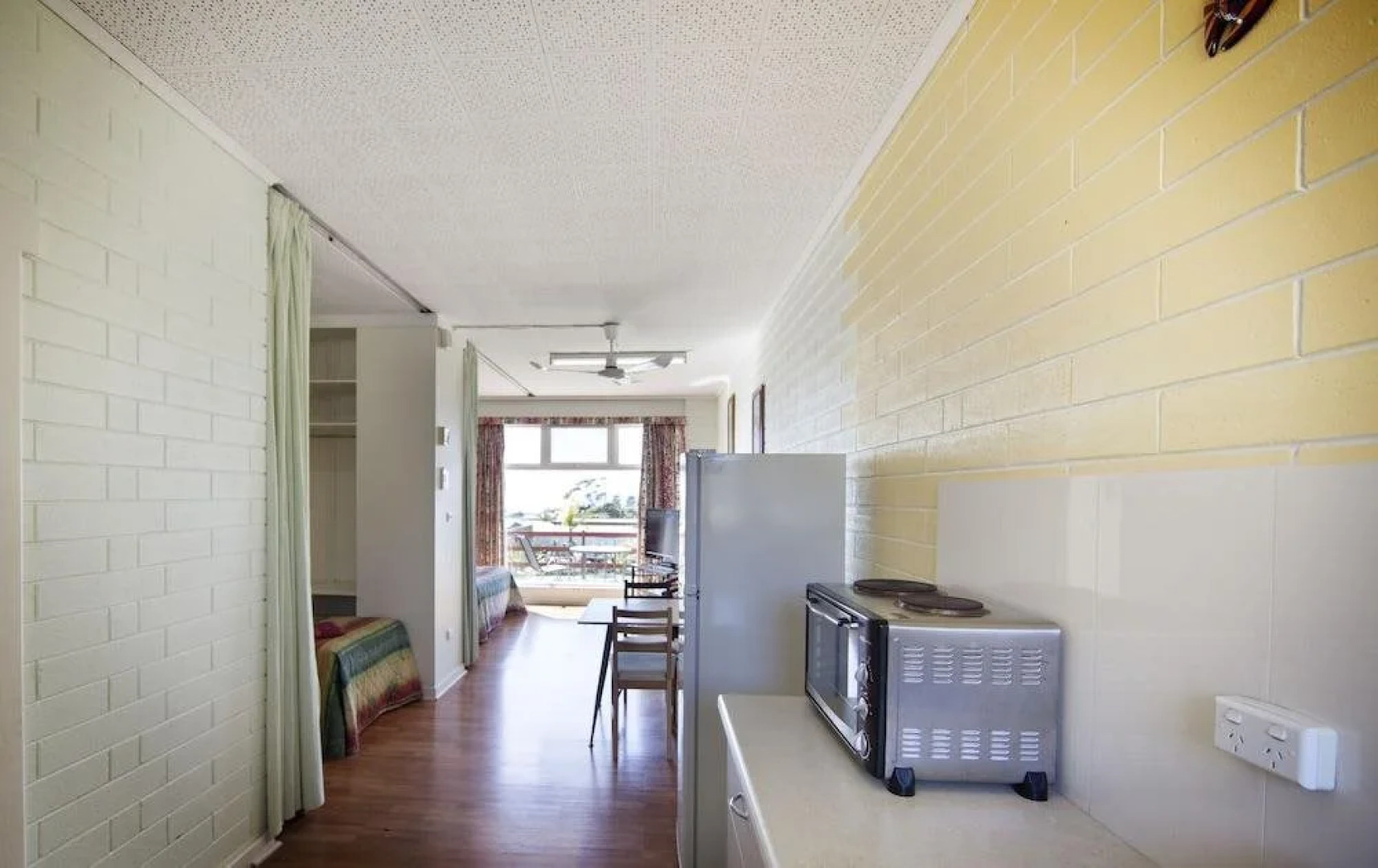 Oyster Court Apartments