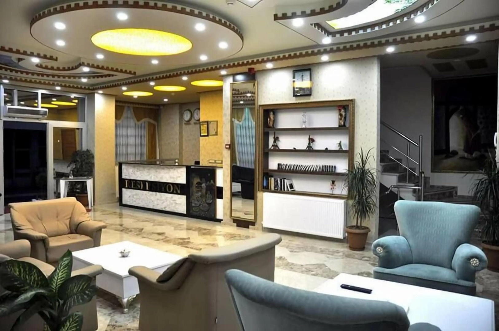 Karakocan Hanedan Hotel