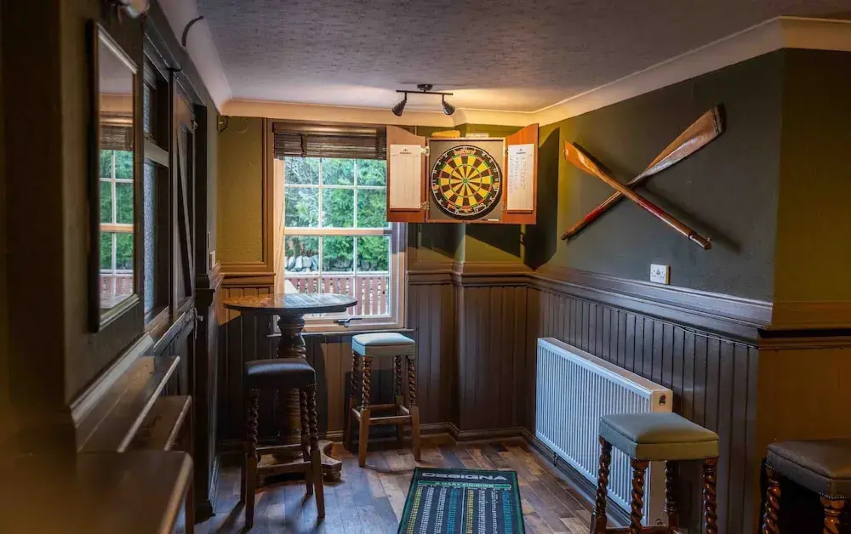 Cross Keys