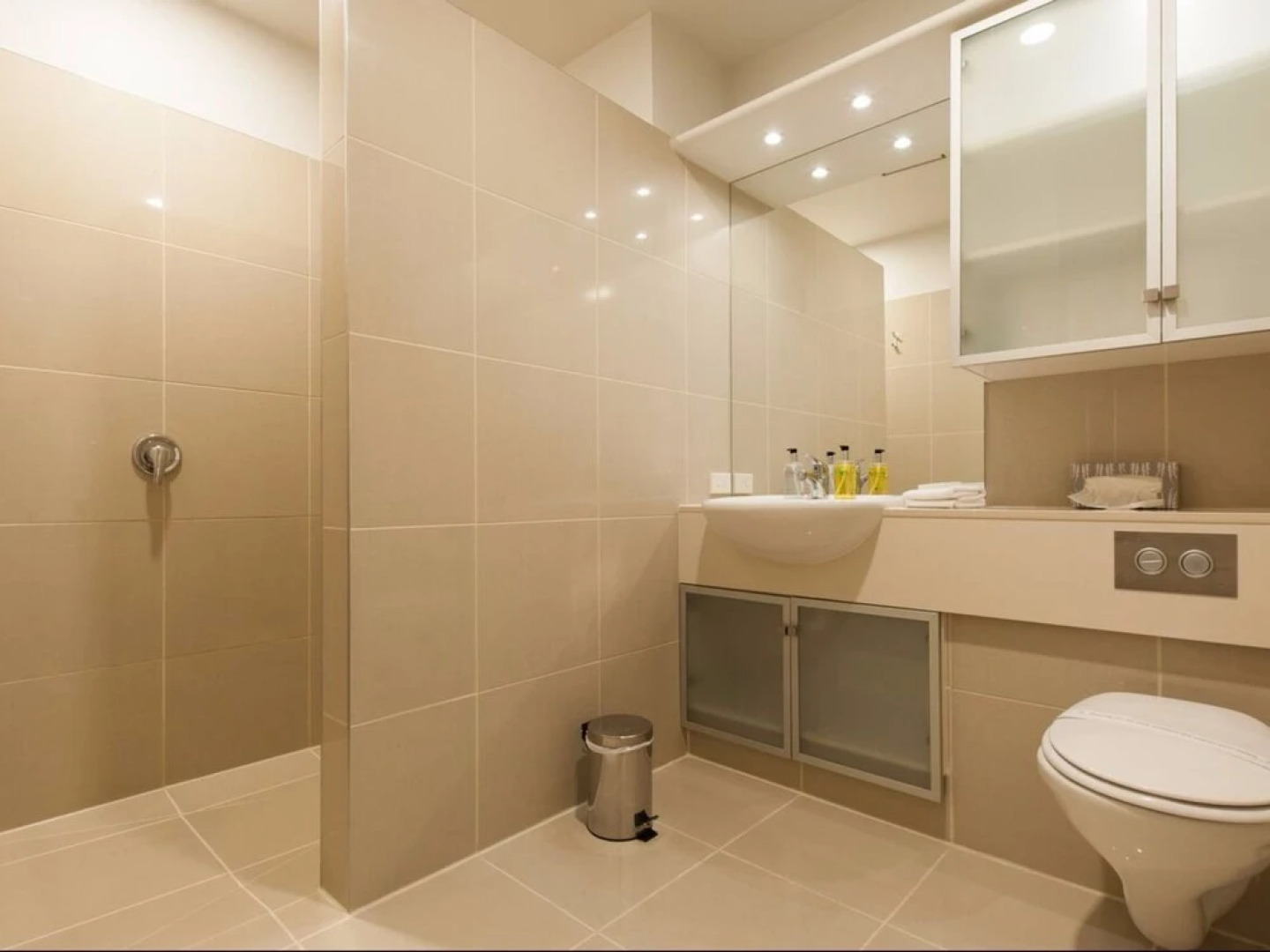 Picton Waterfront Apartments