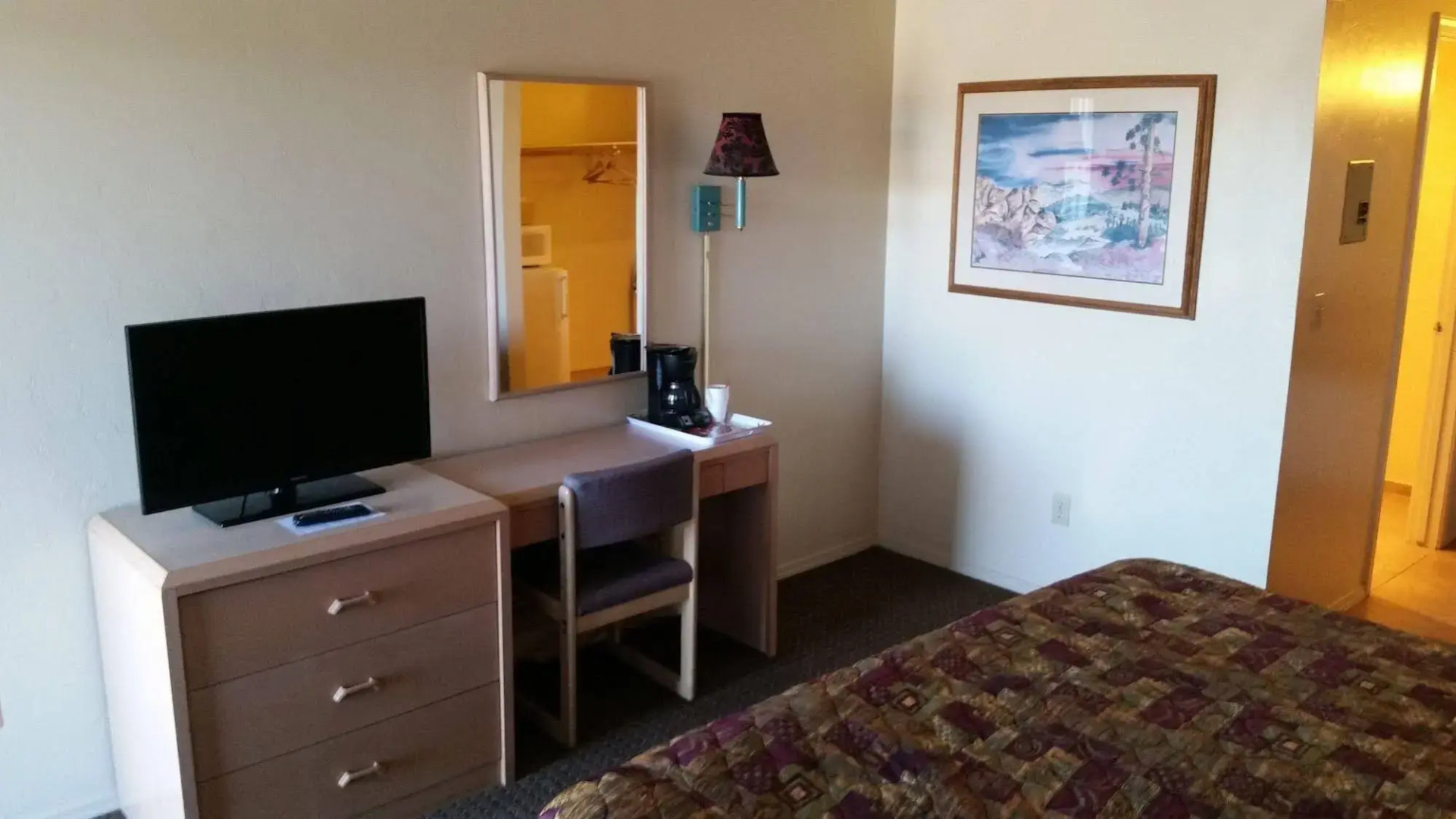 Heritage House Motel