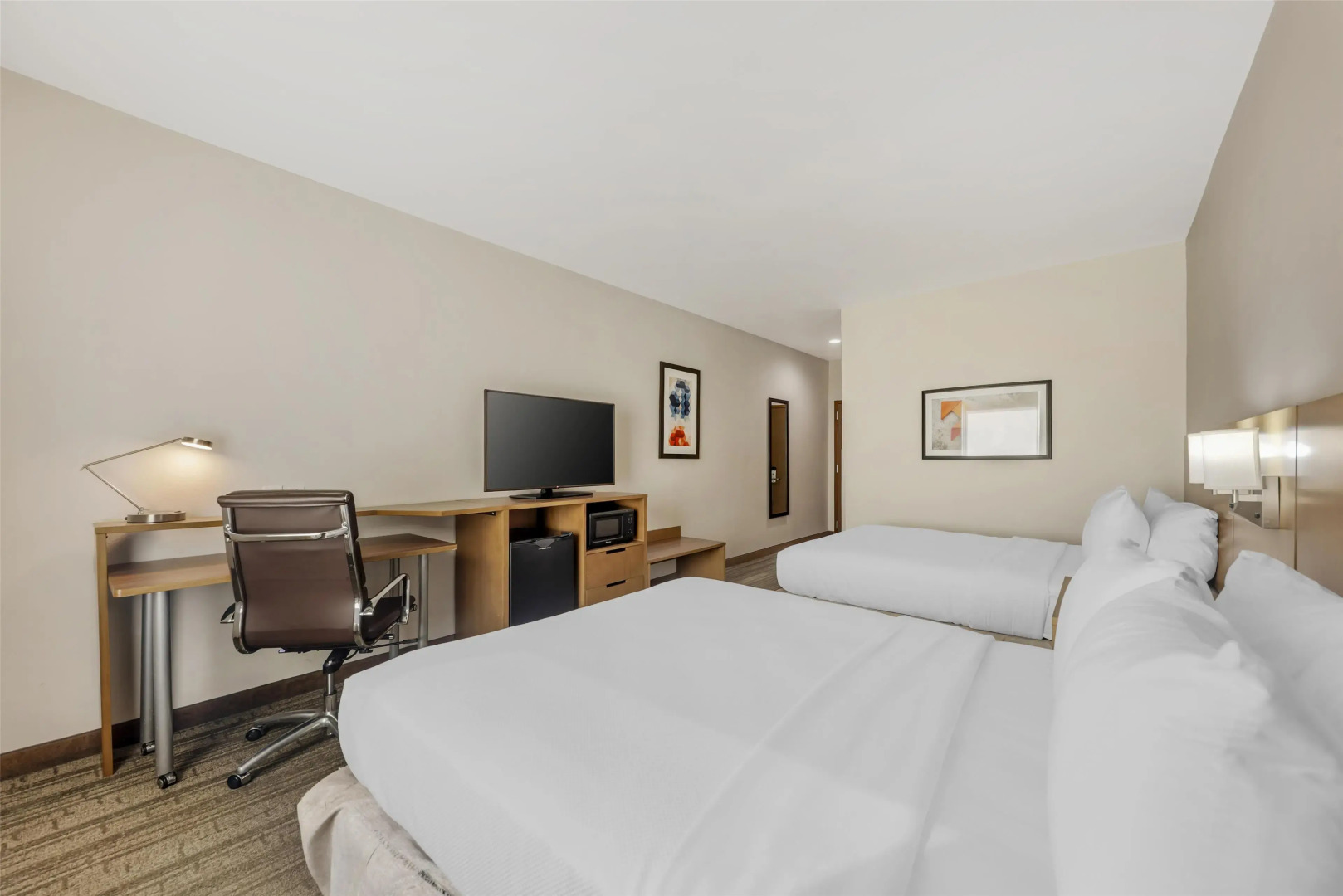 Best Western Green Oaks Inn & Suites