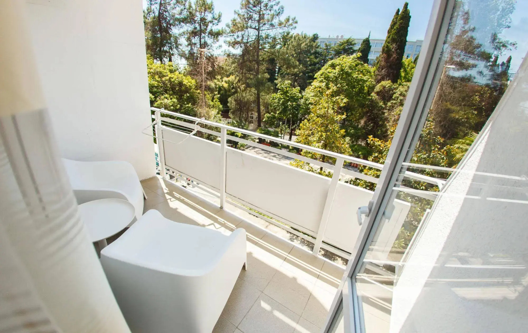 Отель Суббота