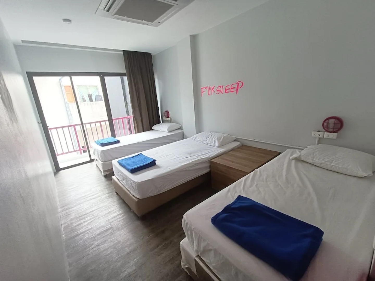 Slumber Party Surf Kata Phuket