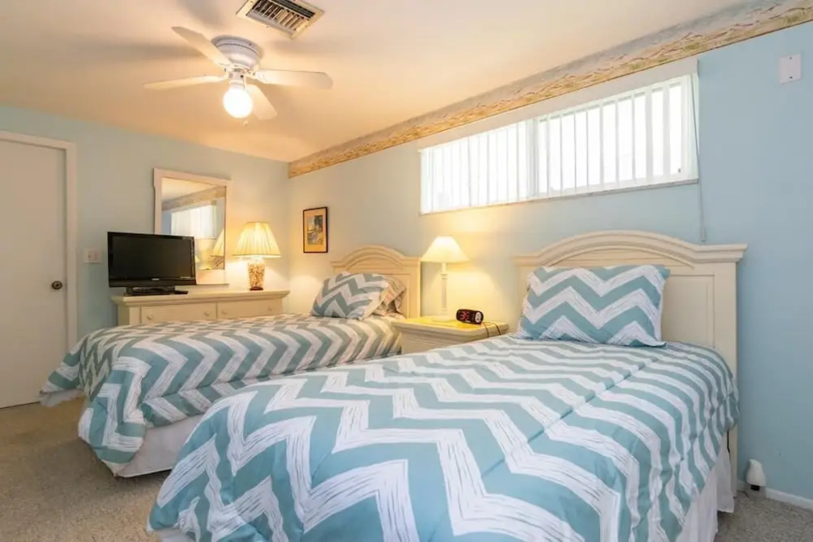 Jukes Beach House by RedAwning