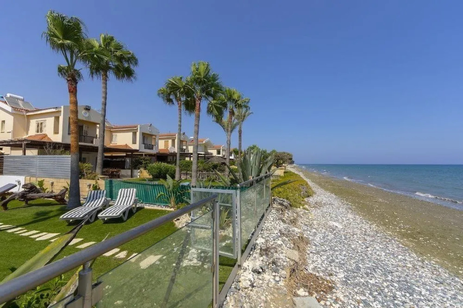 Meneou Beachfront Villa 5