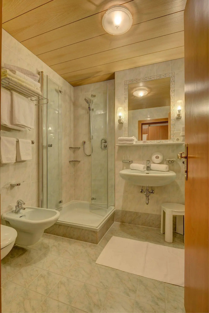 Alpine Nature Hotel Stoll