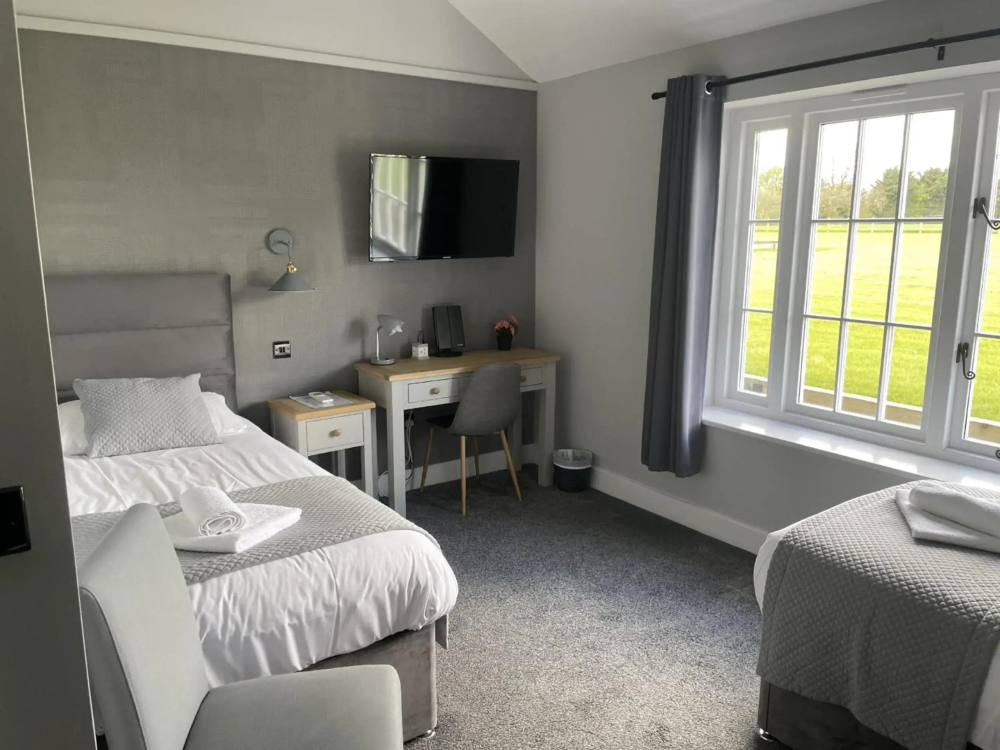 The Kings Arms Broad Green