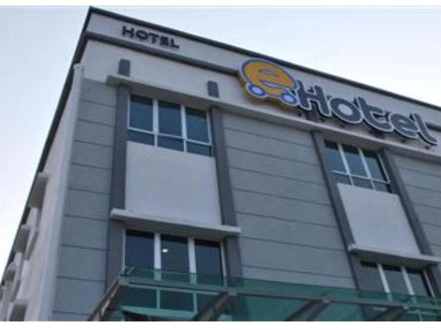 E-Hotel