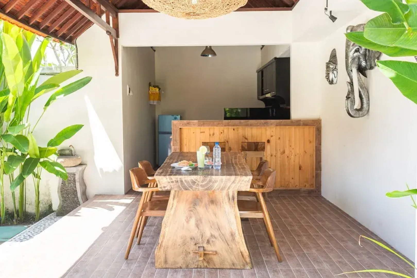 Mupu Jana G.House Keramas