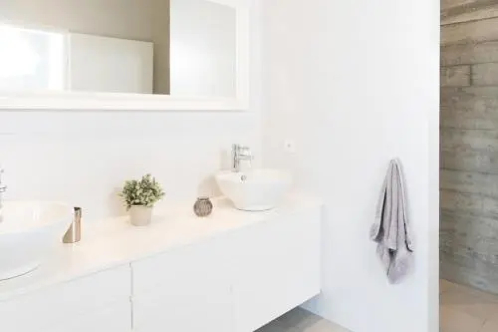 Luxury Villa with River View