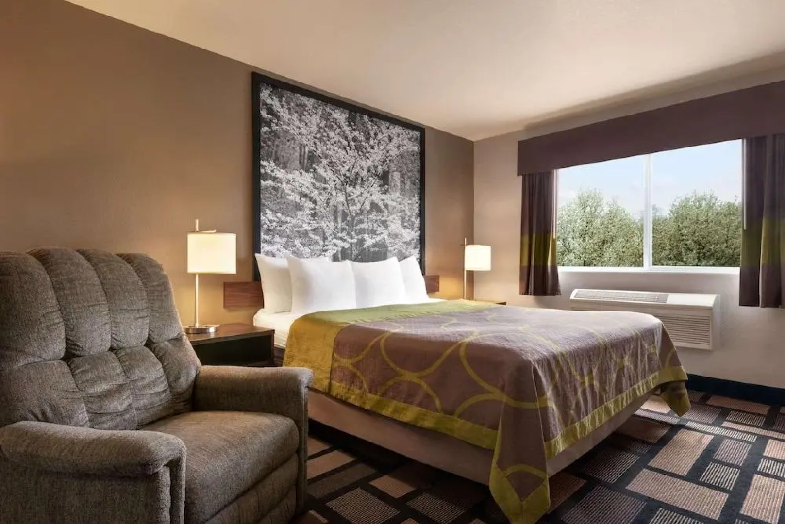 Super 8 Akron S/Green/Uniontown OH