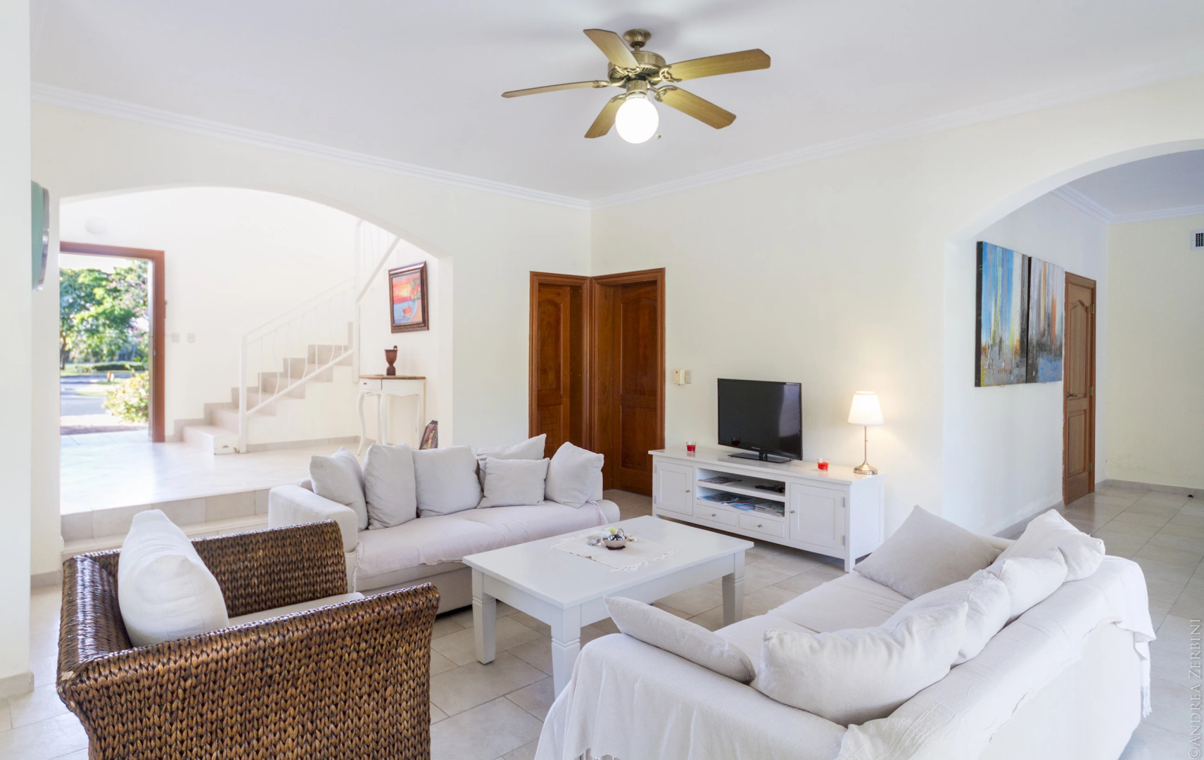 Villa in Bavaro for rent (Cocotal Golf & Country Club) – pool, billiards, maid